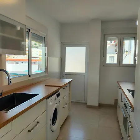 Amazing & Great Terrace & 4bedrooms * La Herradura (Granada)