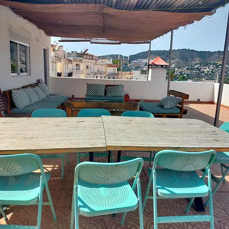 Amazing & Great Terrace & 4bedrooms Apartment *