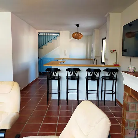 Amazing & Great Terrace & 4bedrooms Apartment *